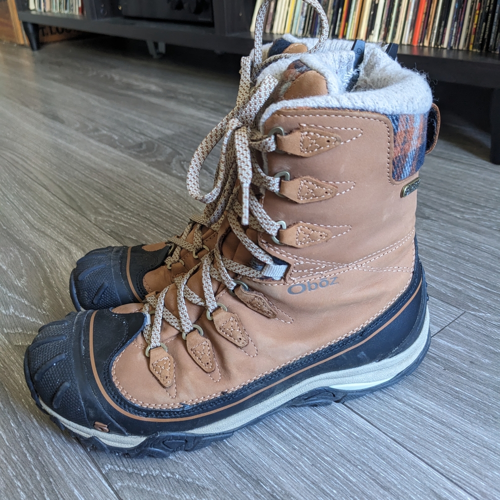 Oboz Tan and Black Winter Boots